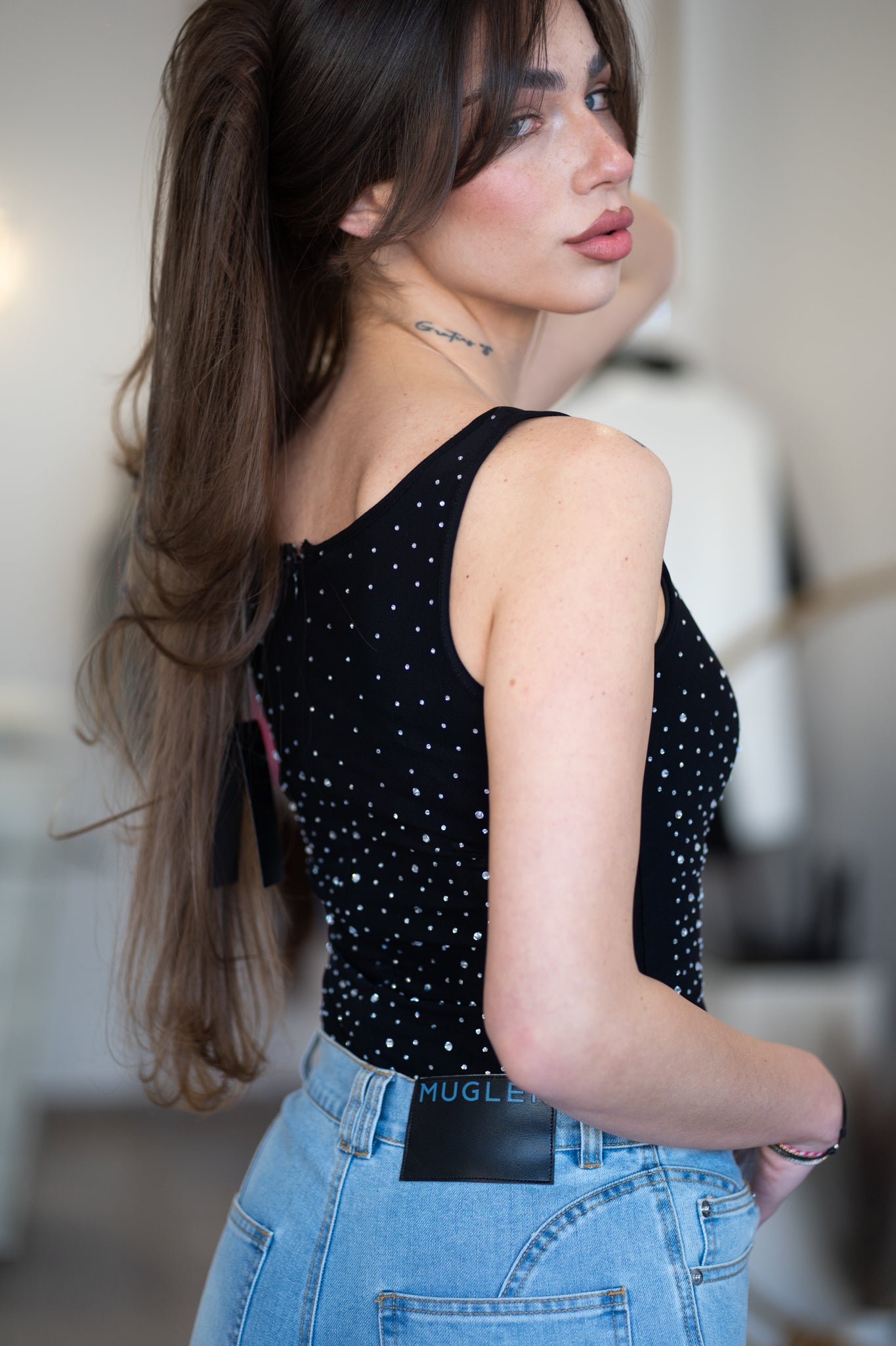 Топ “черен точици”