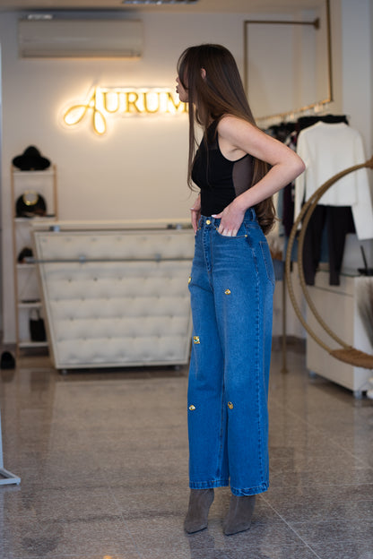 Сини дънки със златни копчета